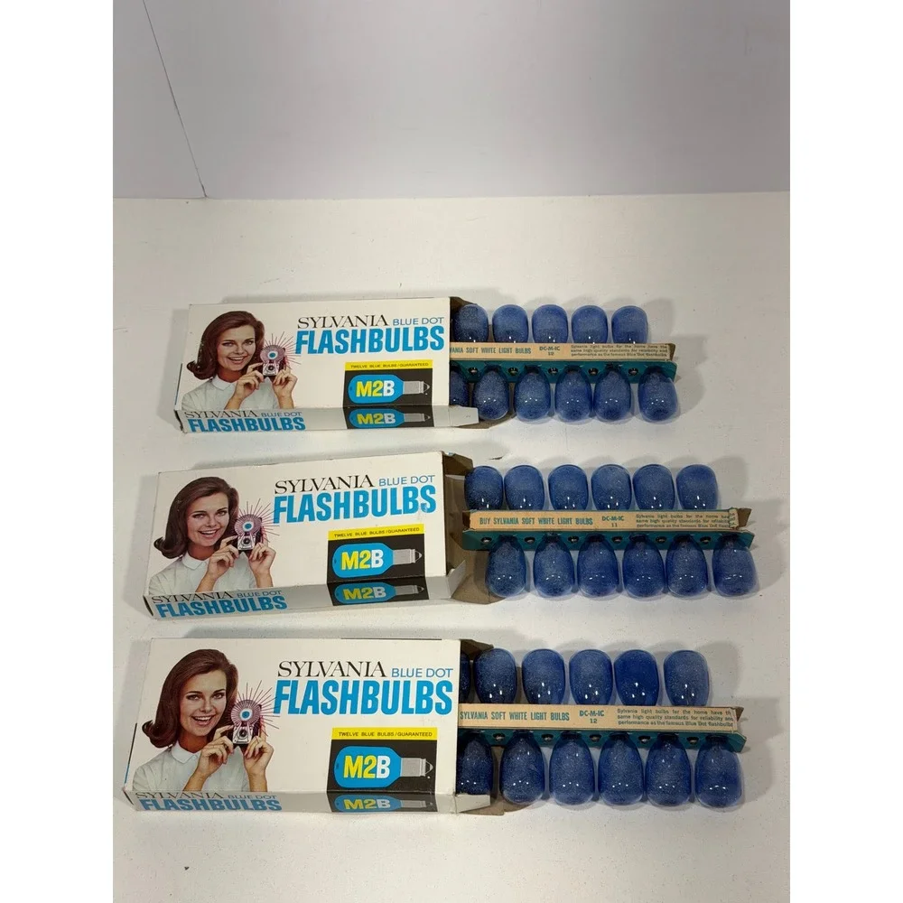 Vintage Sylvania‎ Blue Dot Flashbulbs Lot 48 Bulbs - 36 x M2B & 12x M3B Retro